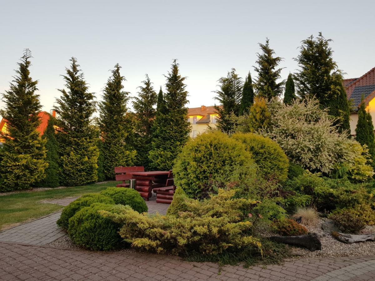 Posejdon Bed and Breakfast Ustronie Morskie Buitenkant foto