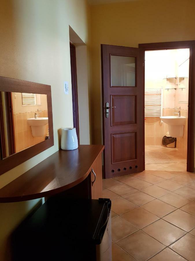 Posejdon Bed and Breakfast Ustronie Morskie Buitenkant foto