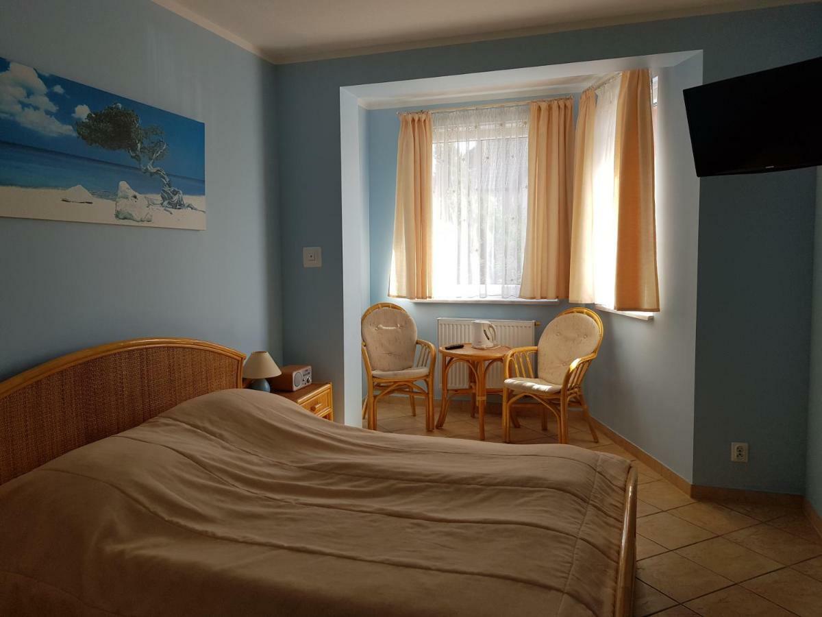 Posejdon Bed and Breakfast Ustronie Morskie Buitenkant foto