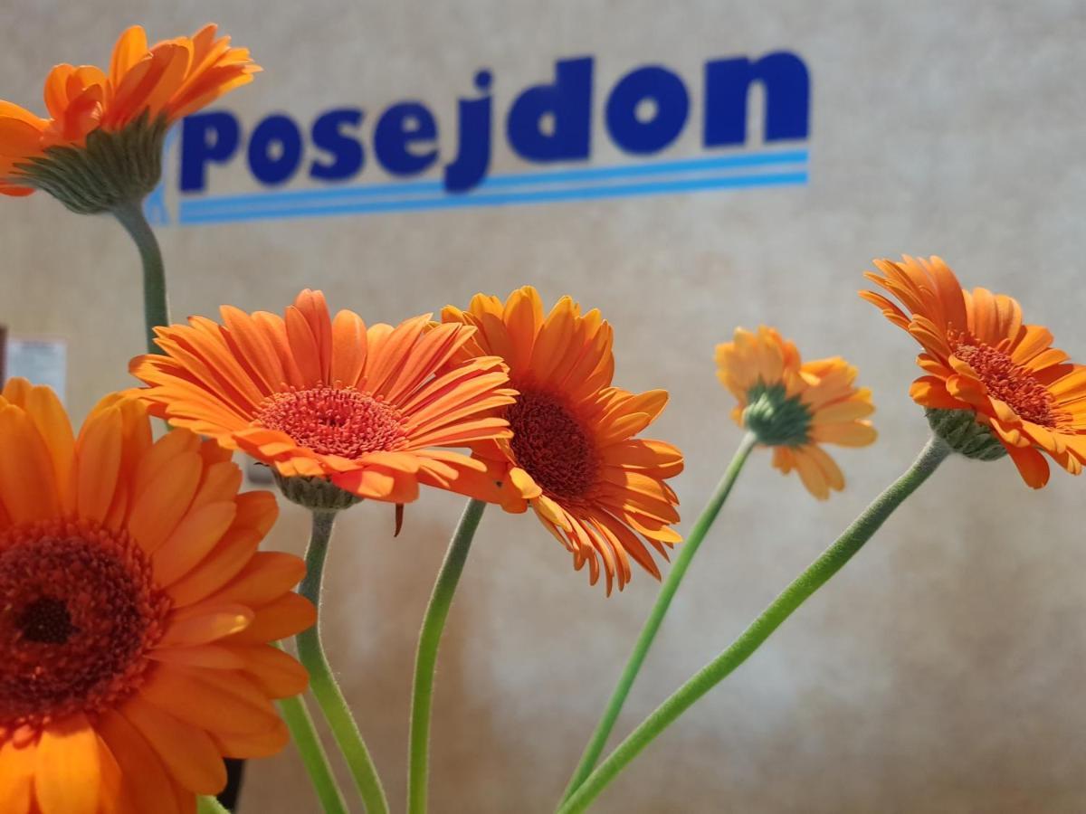 Posejdon Bed and Breakfast Ustronie Morskie Buitenkant foto